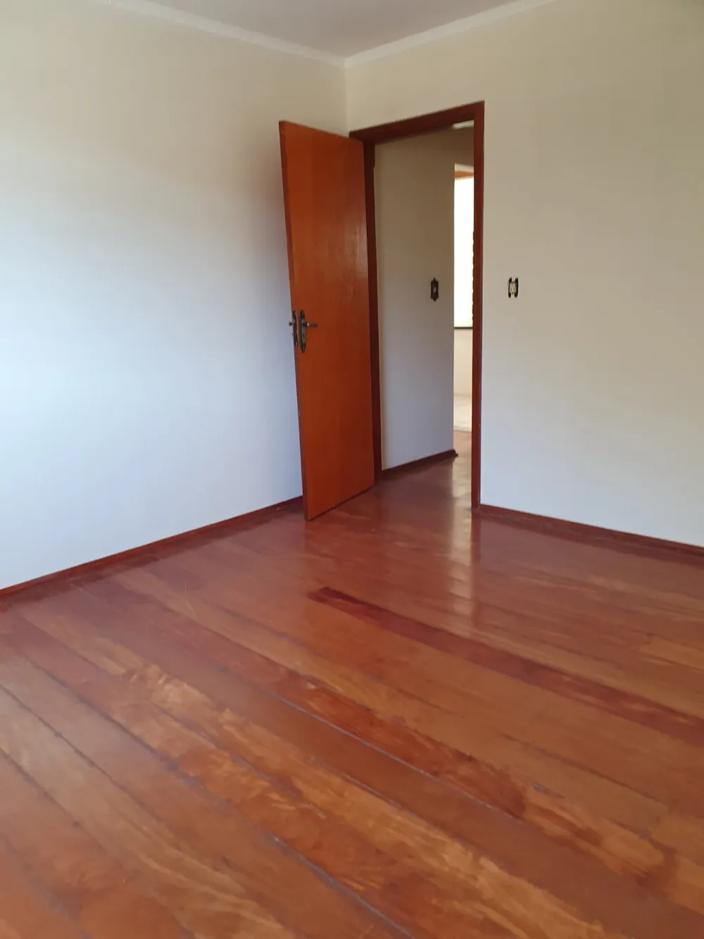 Casa 3 quartos para Venda no bairro Jardim Nova Aparecida em Poços de Caldas