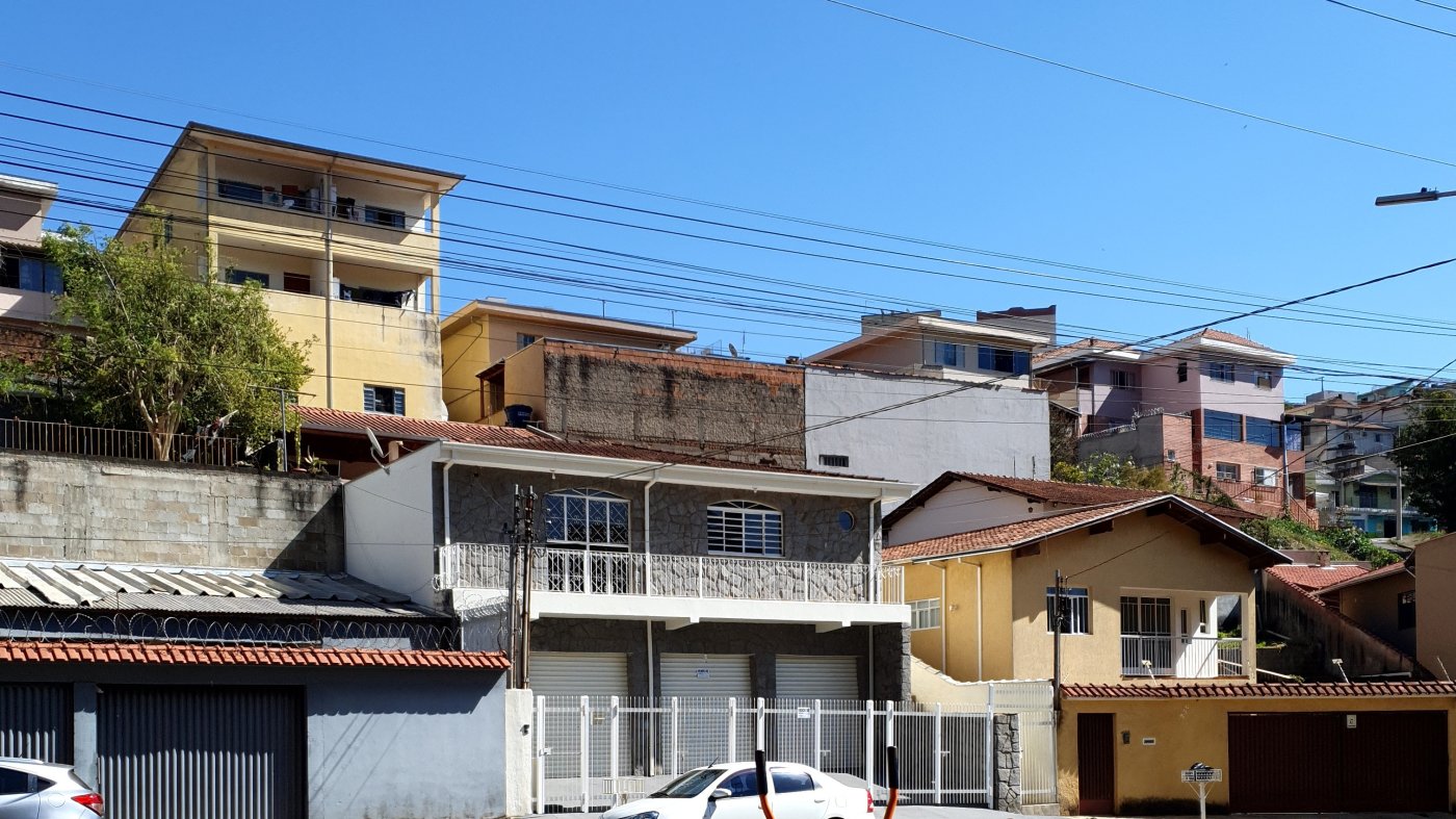 Casa 3 quartos para Venda no bairro Jardim Nova Aparecida em Poços de Caldas