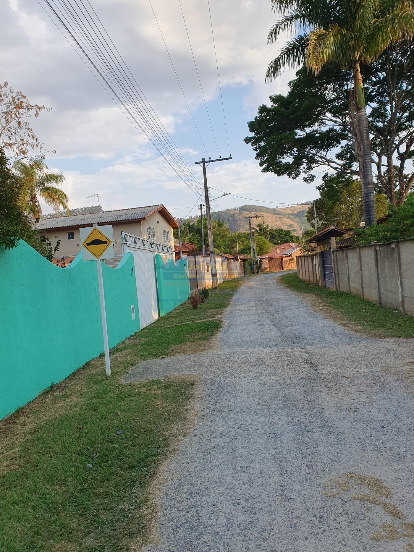 Chácara com casa de 3 quartos sitio dos amigos bairro souza lima, Poços de Caldas