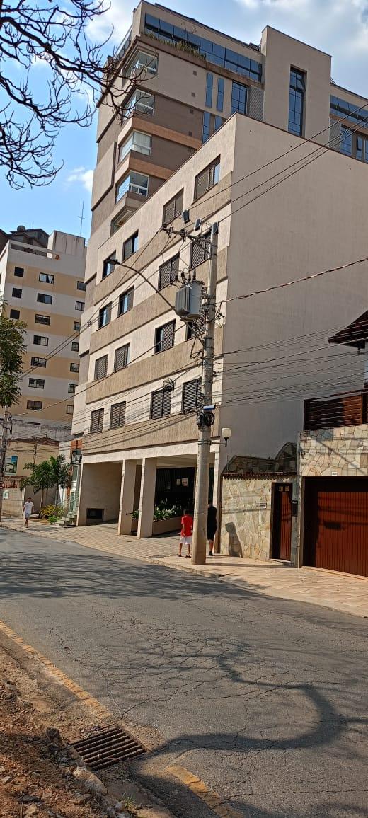 Apartamento com 3 quartos, 135m², à venda em Poços de Caldas, Jardim Cascatinha